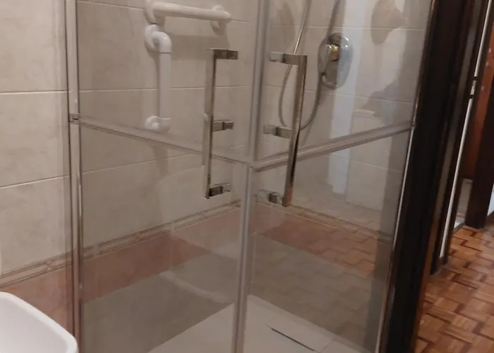 Δωμάτια σε οικογενειακή κατοικία #punto Fm 7# Μαργκέρα